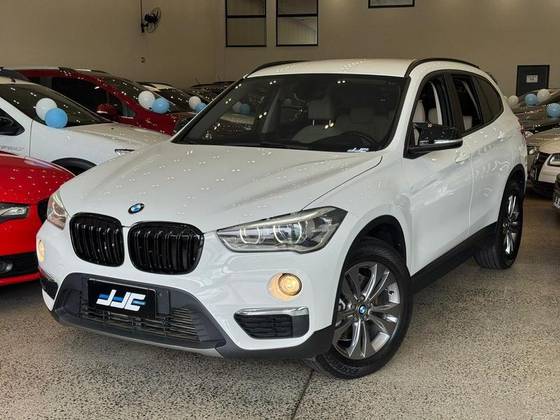 BMW X1 2.0 16V TURBO ACTIVEFLEX SDRIVE20I 4P AUTOMÁTICO BMW X1 2.0 16V TURBO ACTIVEFLEX SDRIVE20I 4P AUTOMÁTICO